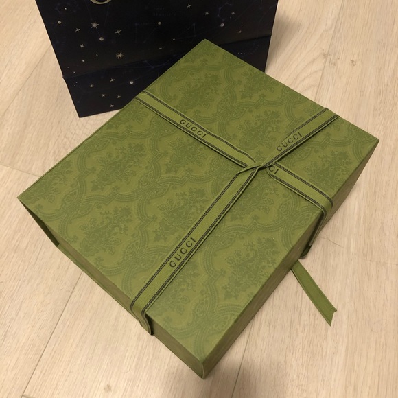 Gucci Box with Bag SOLD - Picture 3 of 8